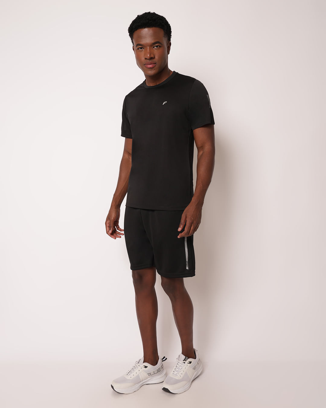 Cam-Dry-Preto-11690a-Furadinho-Refletiva---Preto
