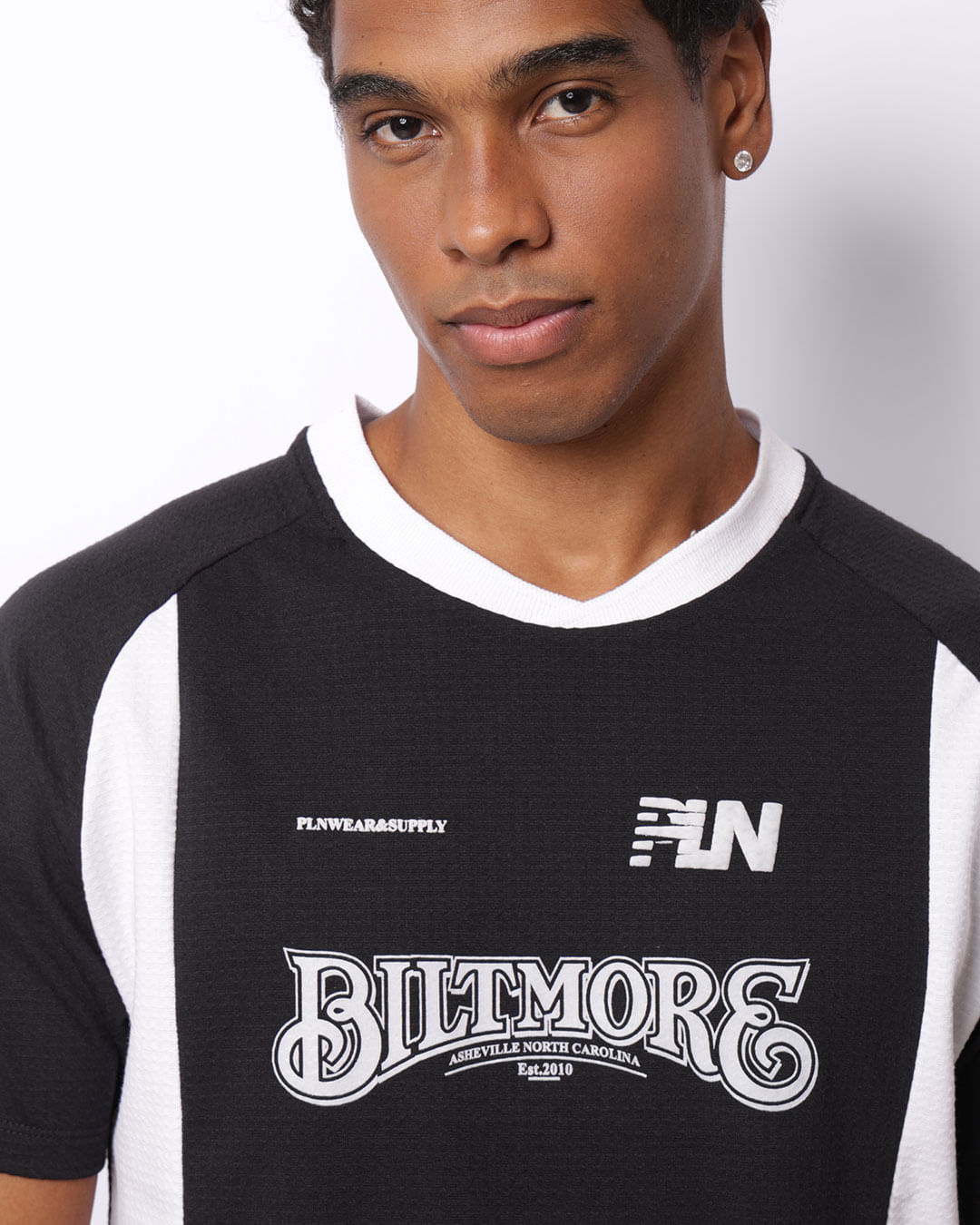 Camiseta-Urba-P1772-Raglan-Mc-Rec---Preto