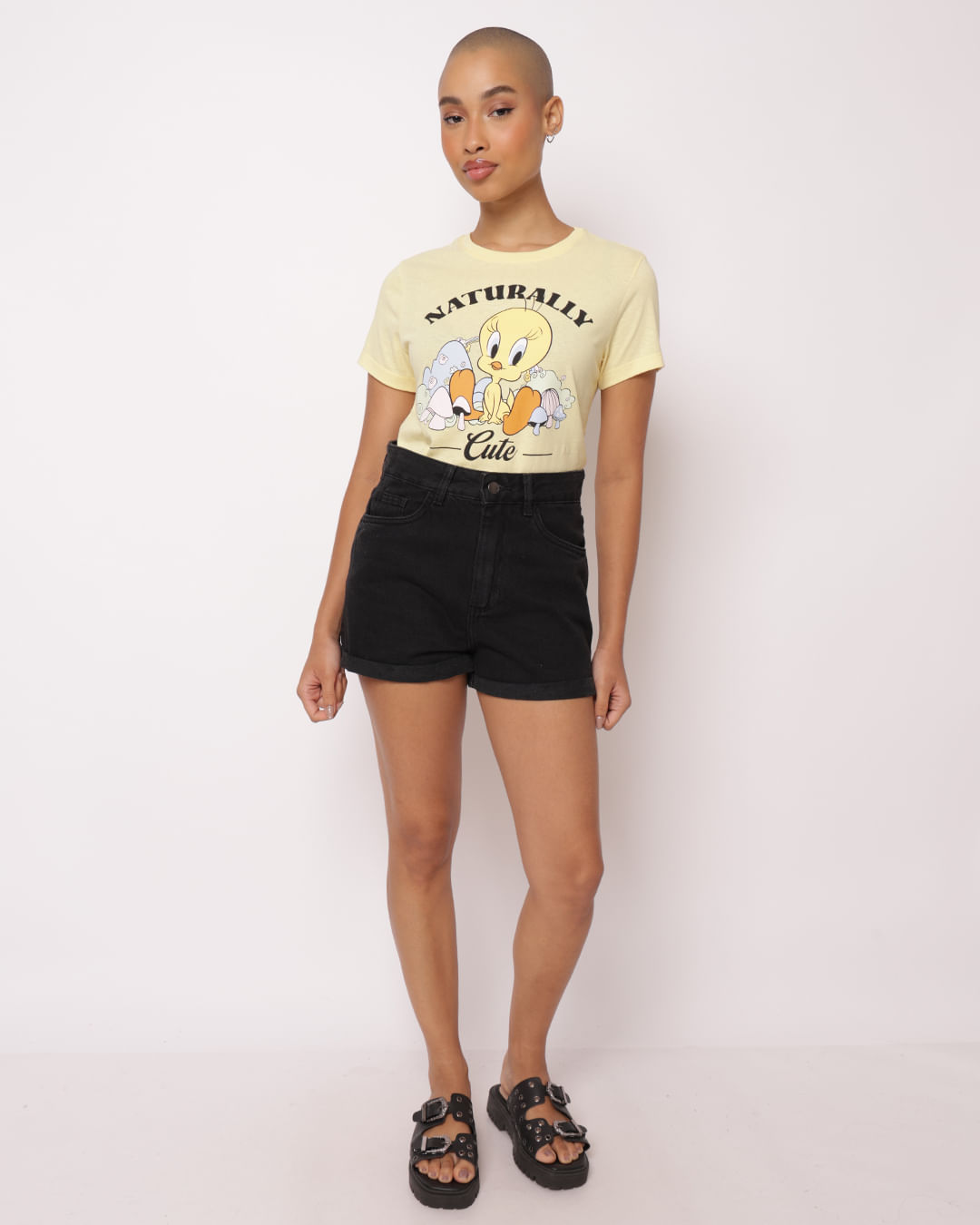 Camiseta-Mc-23977-Looney-Amr-Pgg-P11---Amarelo