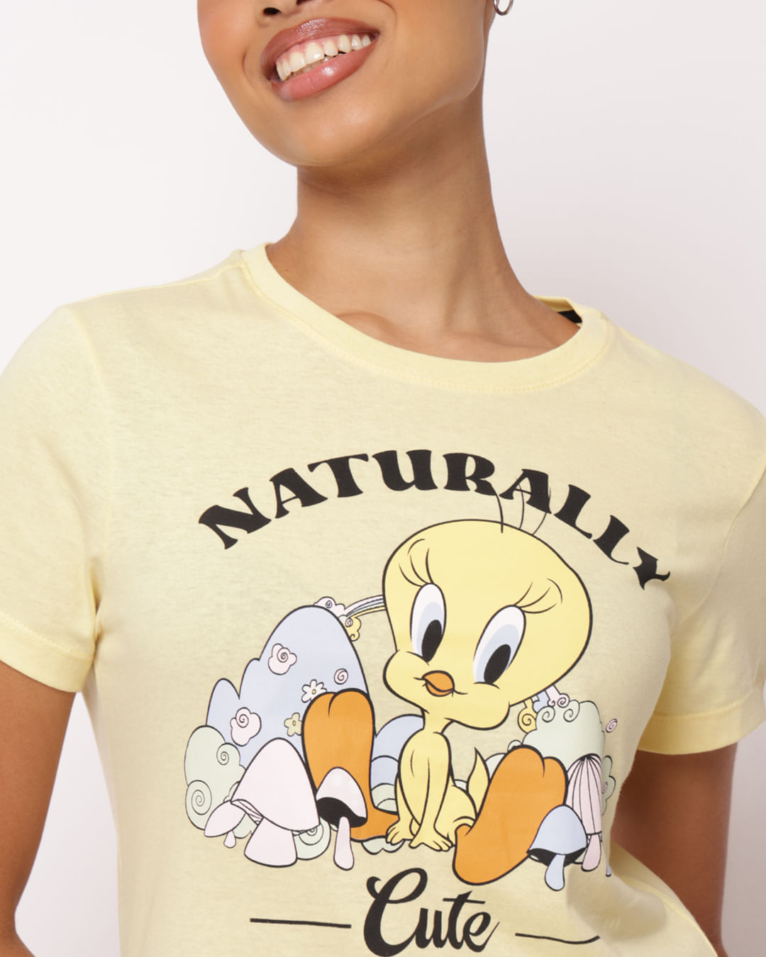 Camiseta-Mc-23977-Looney-Amr-Pgg-P11---Amarelo