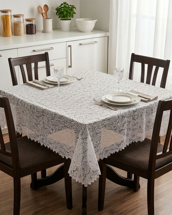 Toalha De Mesa Renda Retangular 140cm x 210cm Branca UN