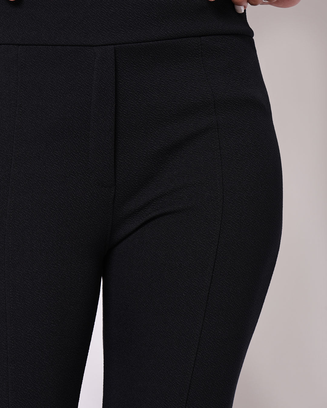 Calca-167-Flare-Mcrepe-Preta---Preto