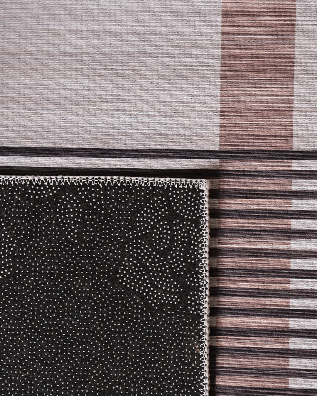 Tapete-Berlim-S1112-100x140-Estampado---Marrom-Listrado