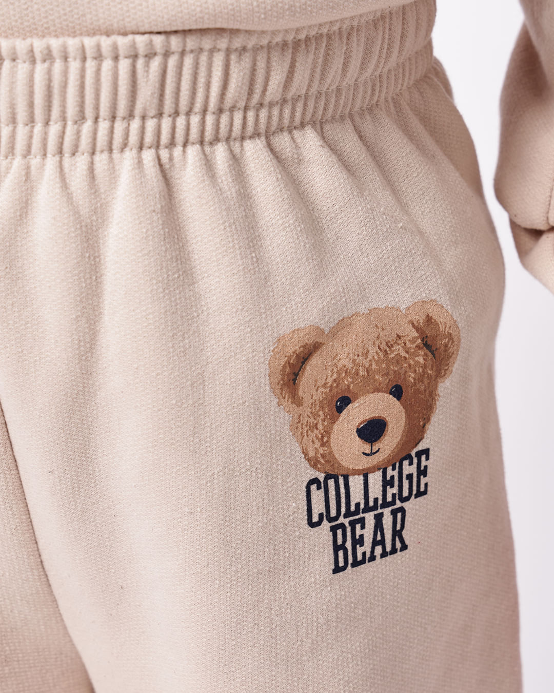 Calca-Mol-T44990-M-48-College-Bear---Bege
