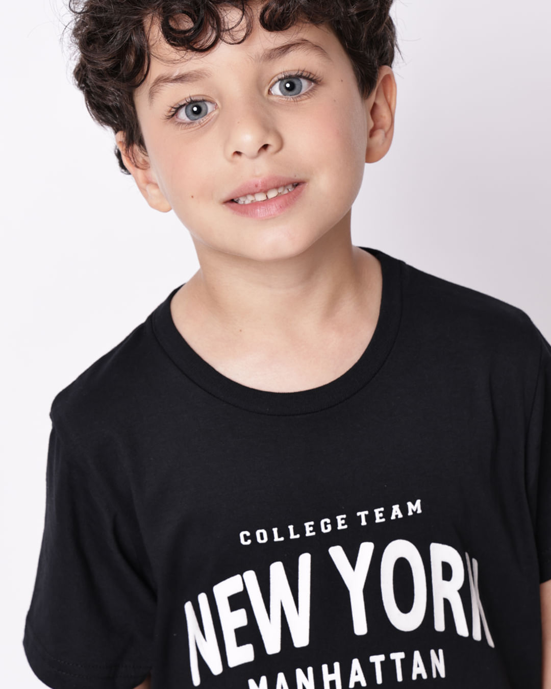 Camiseta-40150-Mc-M-48-New-York-Preto---Preto