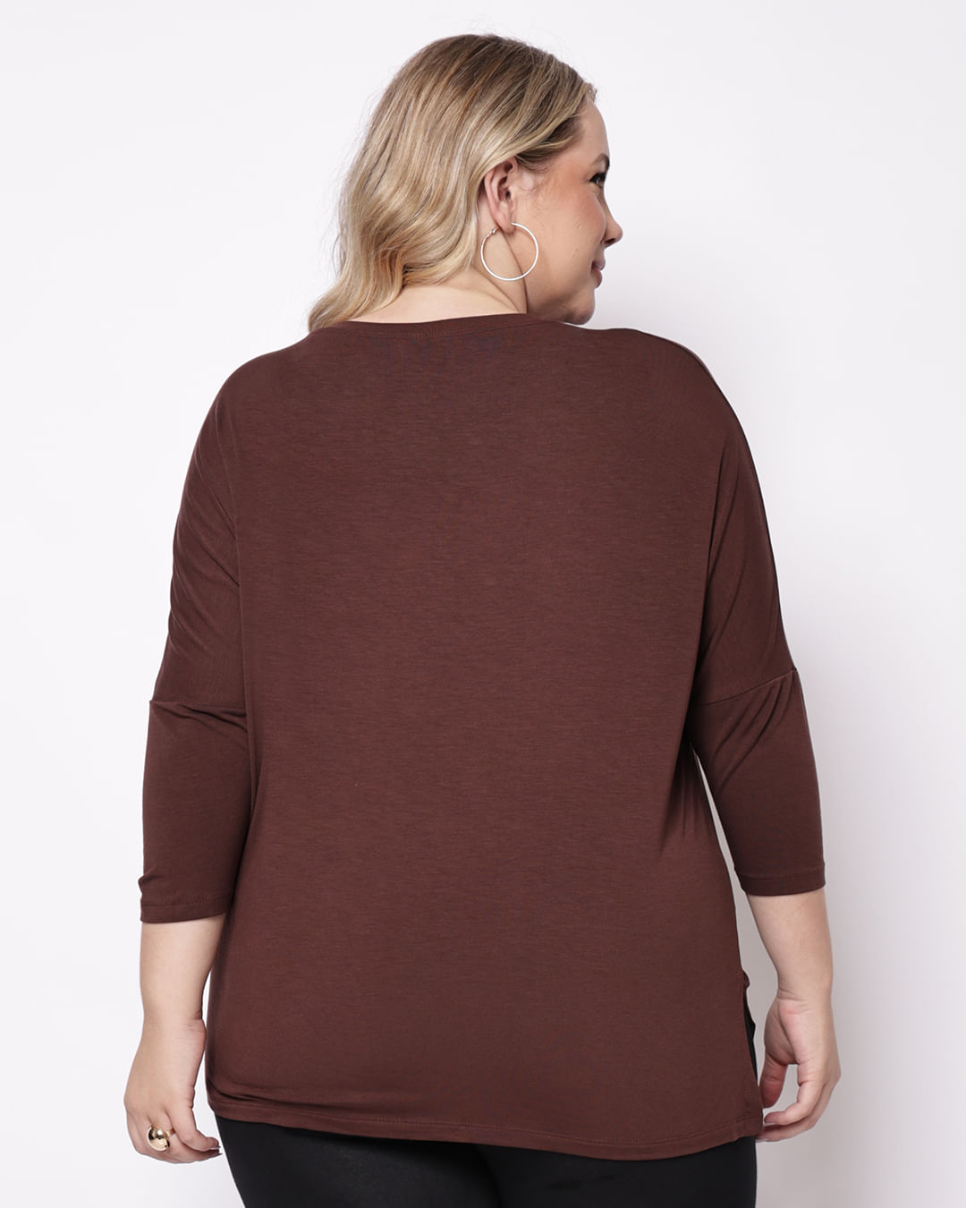 Blusa-40271-Mg-34-Deslocada---Marrom