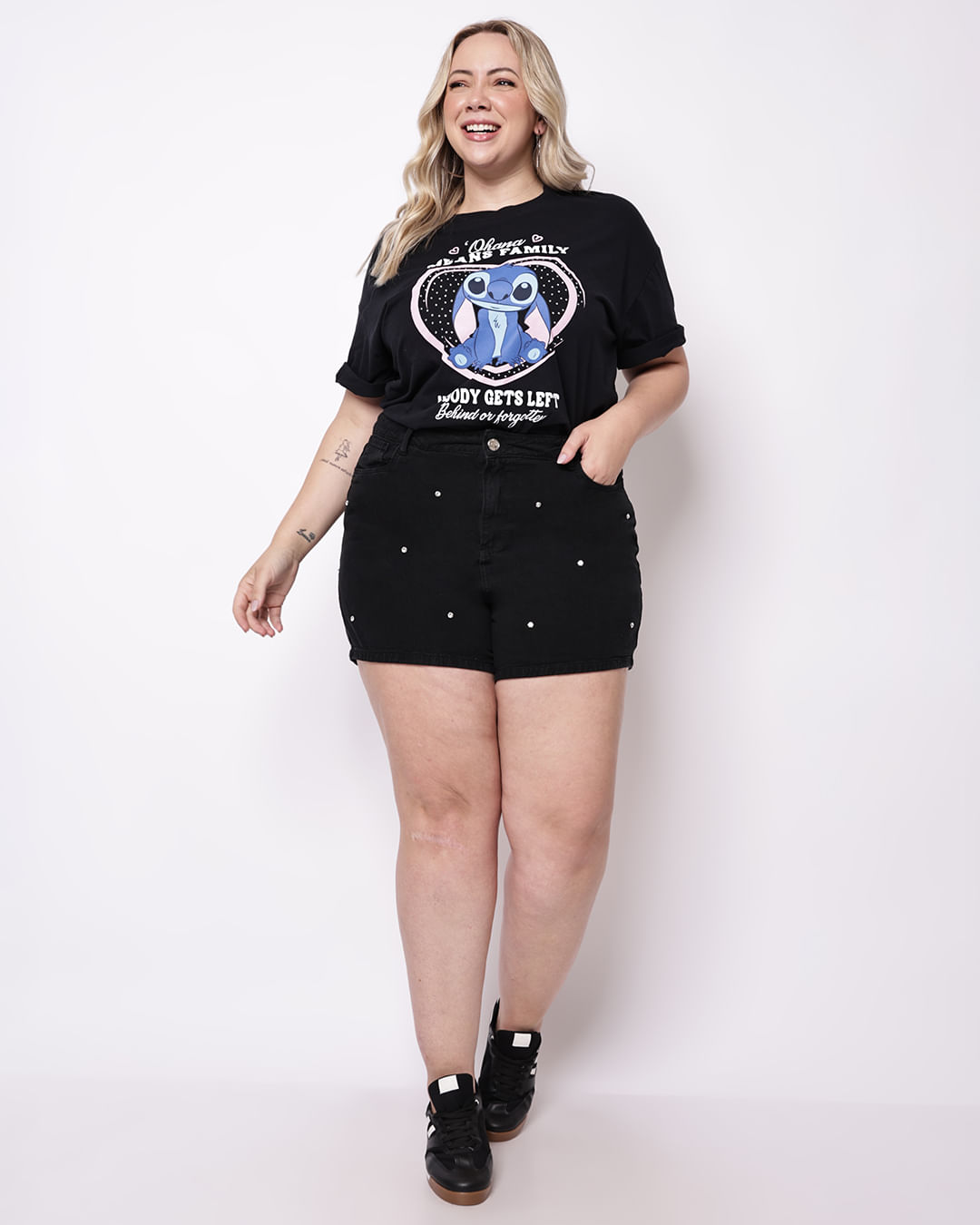 Tshirt-Mc-24138-Stitch-Ohana---Preto