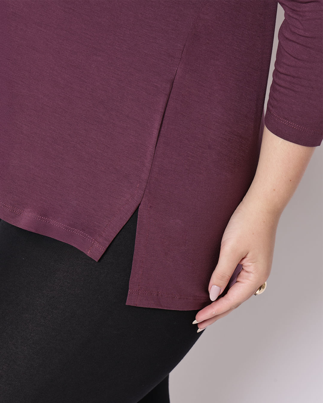 Blusa-40271-Mg-34-Deslocada---Vinho