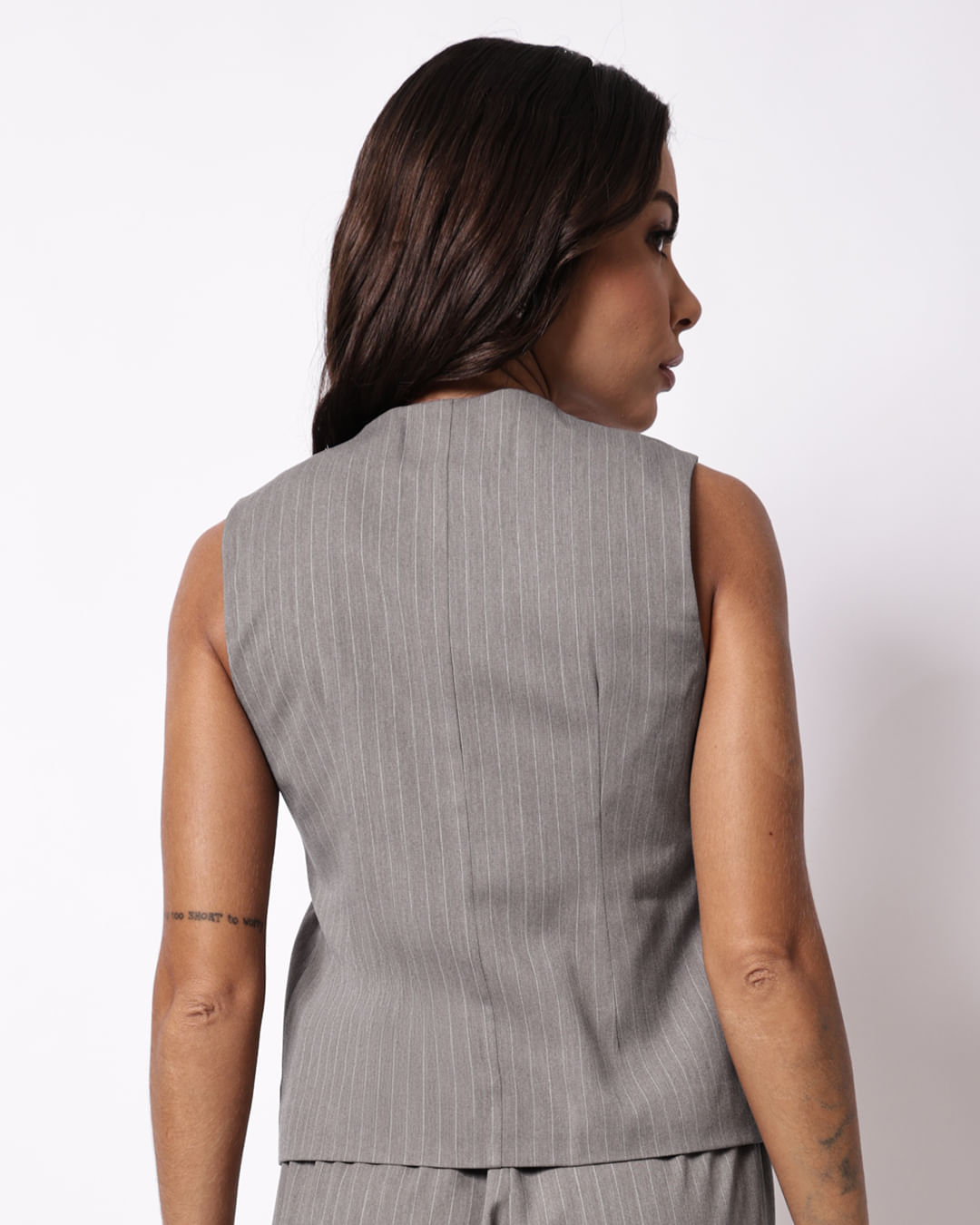 Colete-Tp-Risca-G-Cz-430661---Cinza