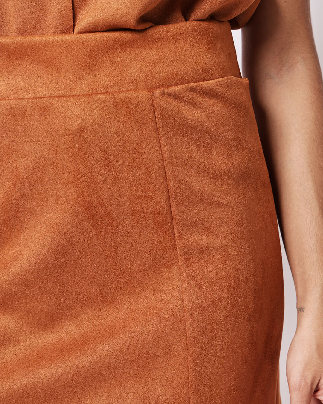 Saia-Midi-Suede-Terr-430649---Terracota