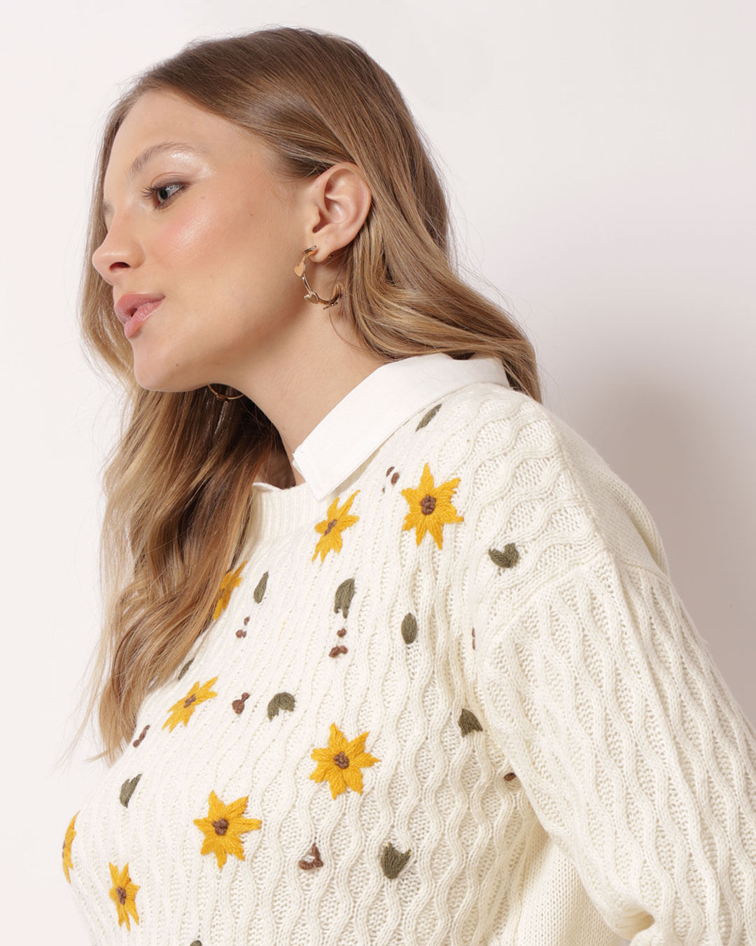 Trico-W25l065-Bordado-Flor-Pgg---Off-White