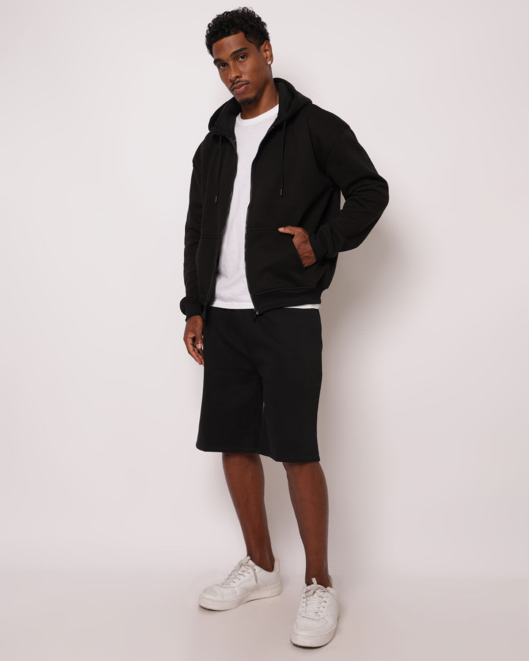 Mol-Aberto-Capuz-Over-Bolso-Urb005-Pto---Preto