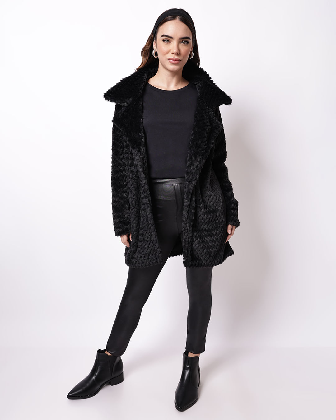 Blusa--21775-Mc-Gola-Trabalhada---Preto