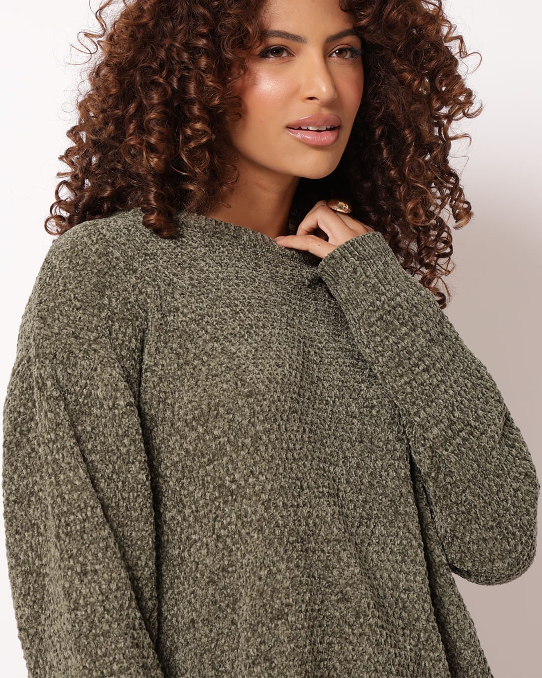 Sueter-Chenille-Oliva-Trict---Oliva