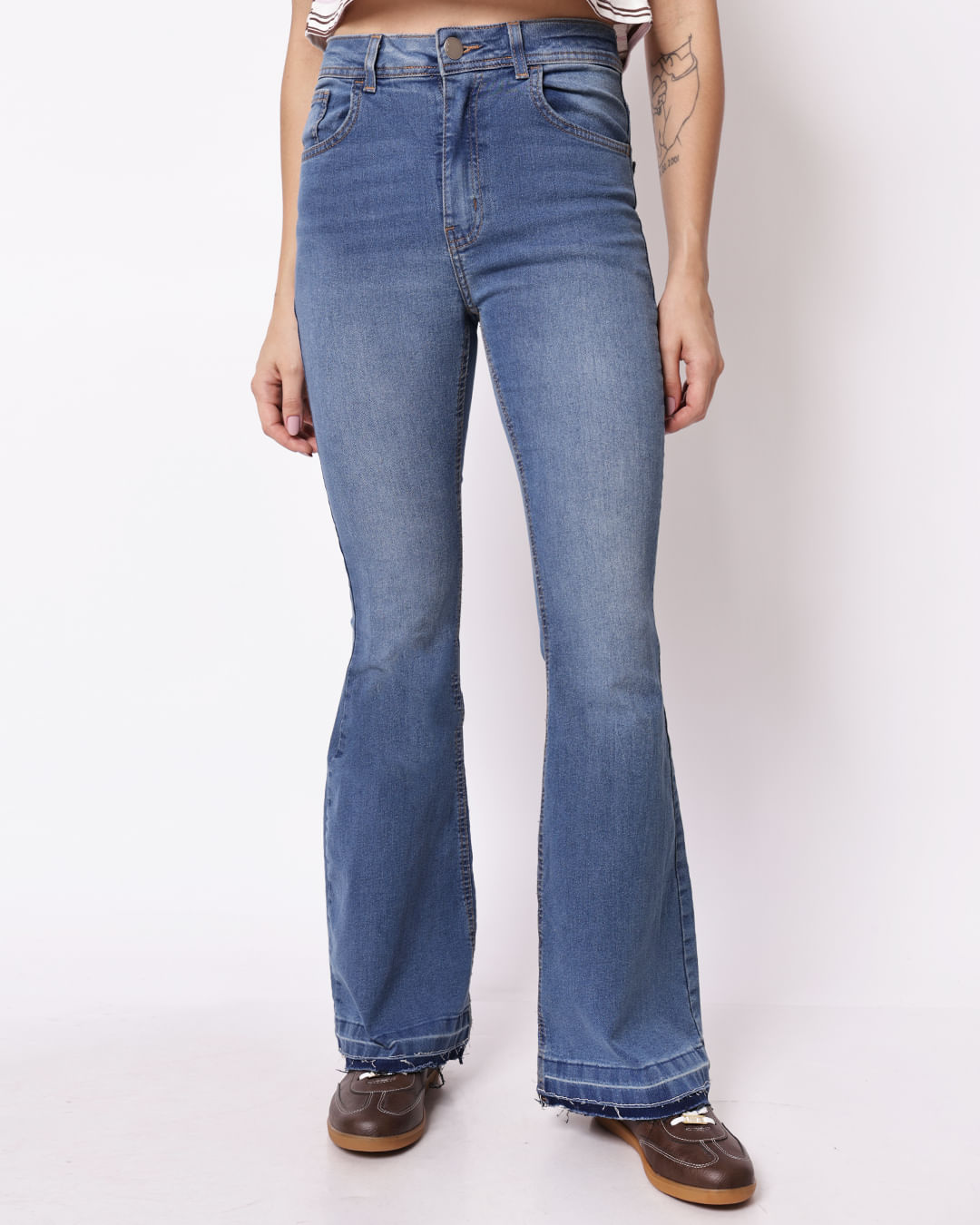 Calca-Jeans-Flare-Azm-Barra-Desf---Jeans-Blue