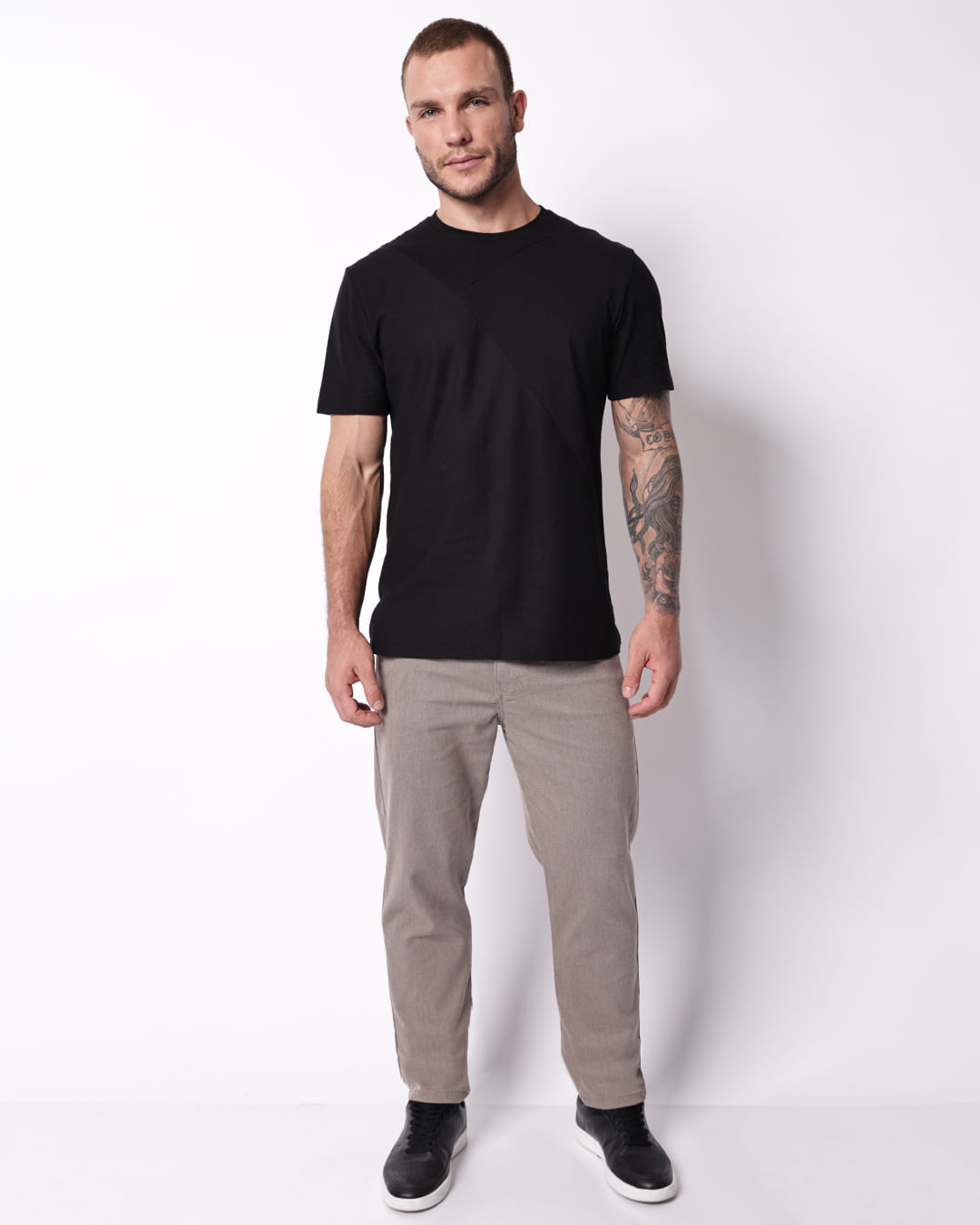Tshirt-Recorte-Ptobco---Preto