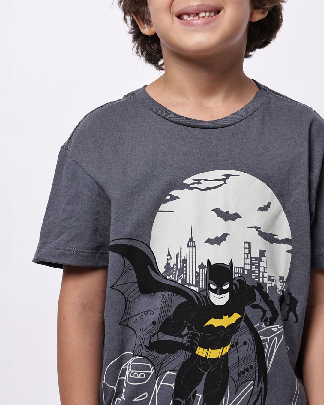Camiseta-Torinfo33-Mc-M-410-Batman---Cinza