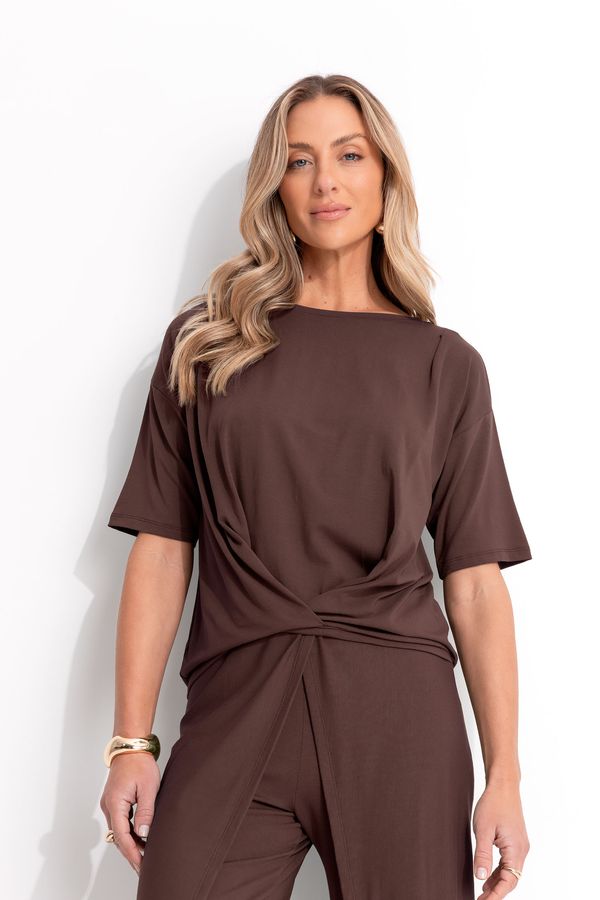 Blusa em Malha De Viscose com Elastano Transpassada Marrom M