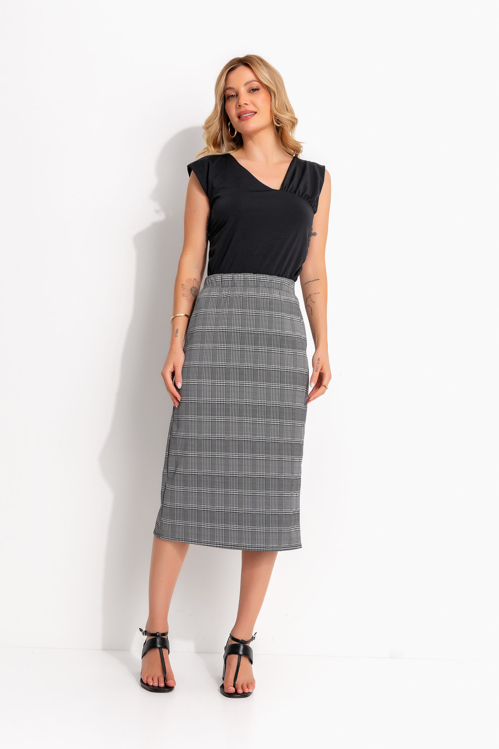 Saia-Posthaus-390385-Preto---Preto