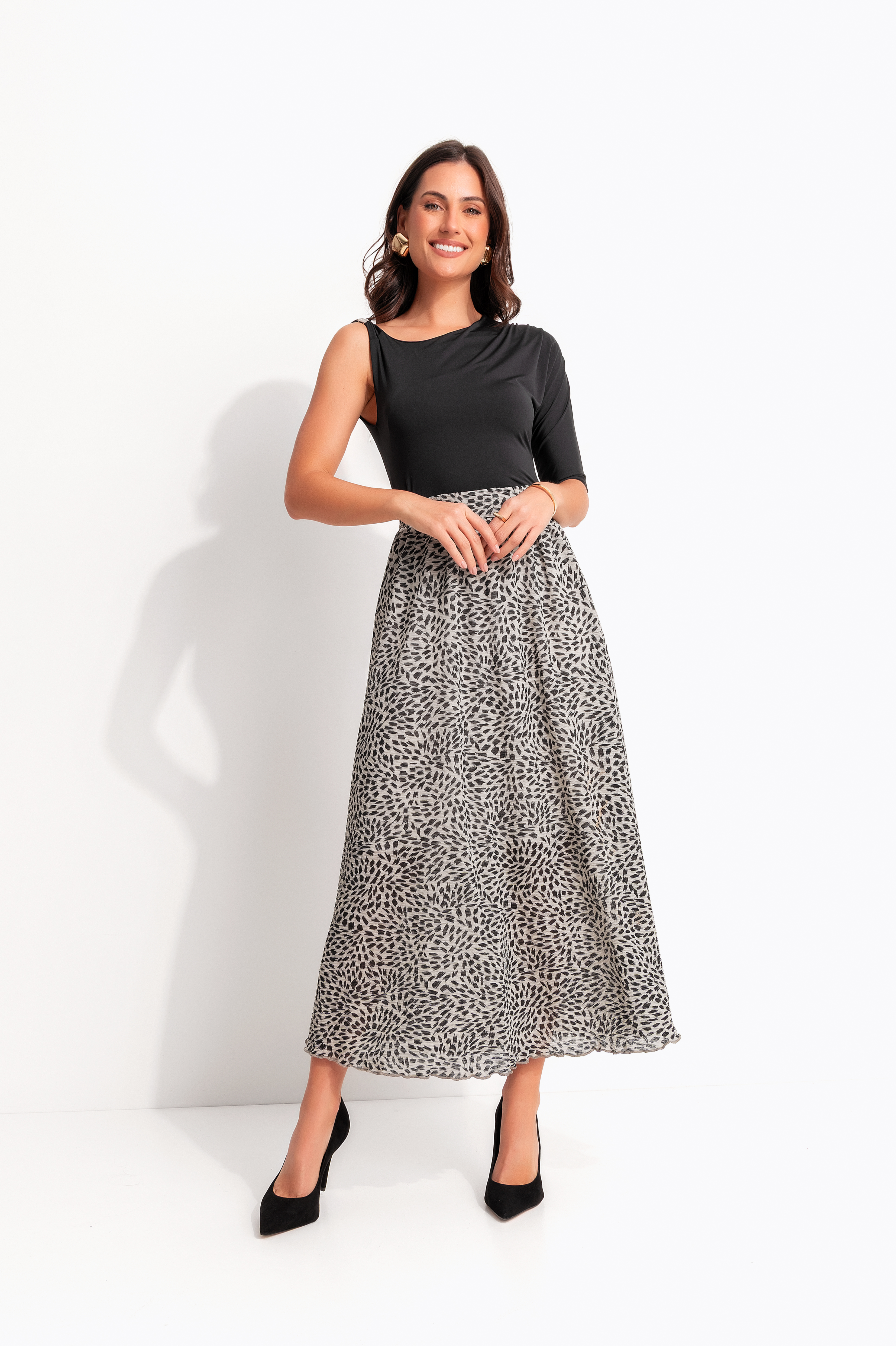 Saia-Posthaus-389797-Preto---Preto