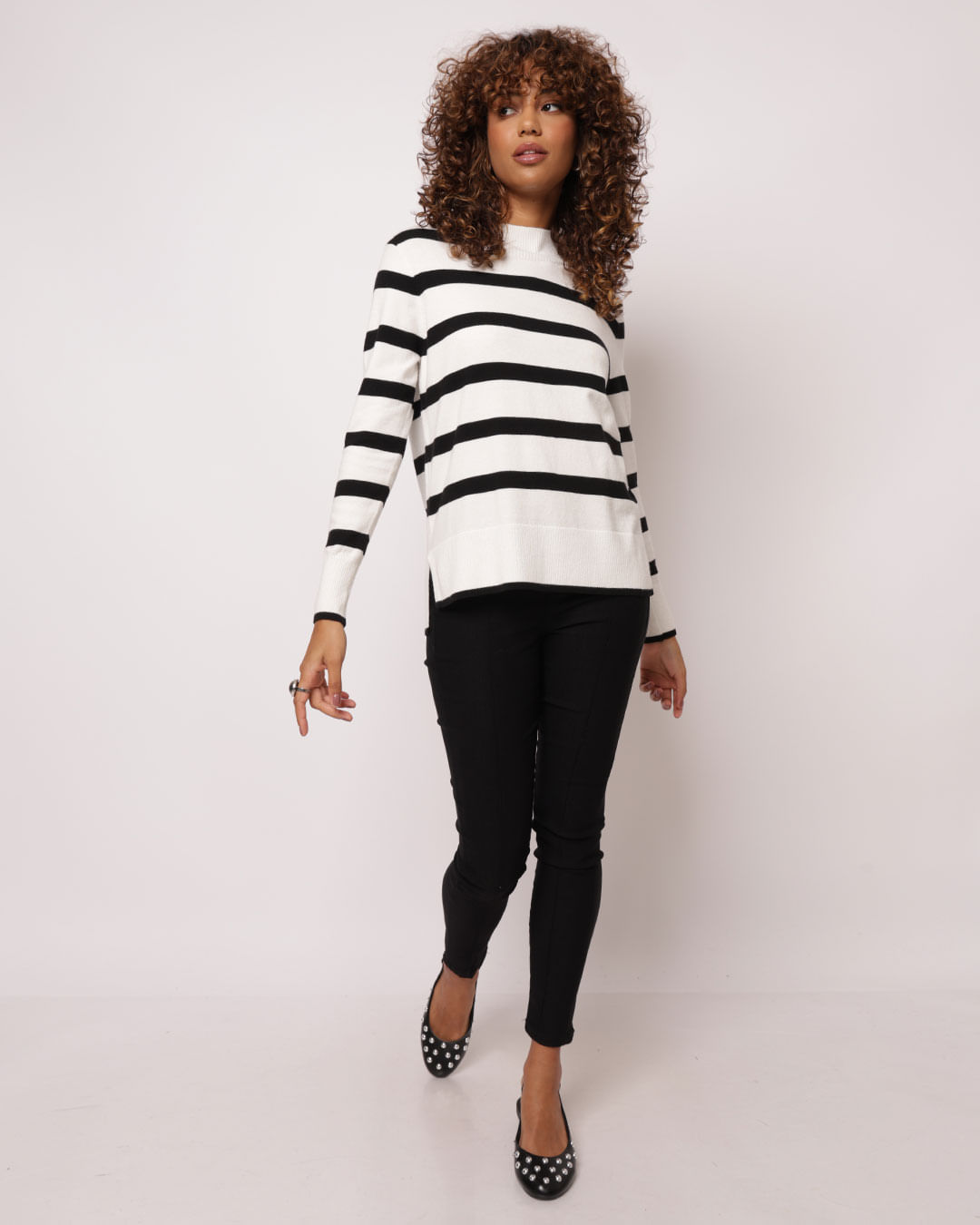 Tricot-Listrado-Bco-Sa24dev-28---Branco