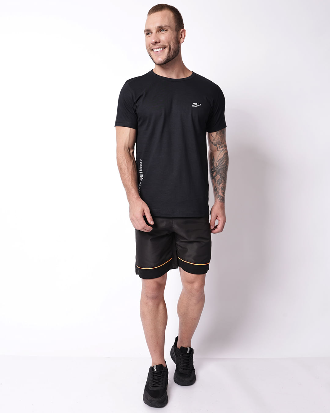 Cam-M-Preto-9001127---Preto