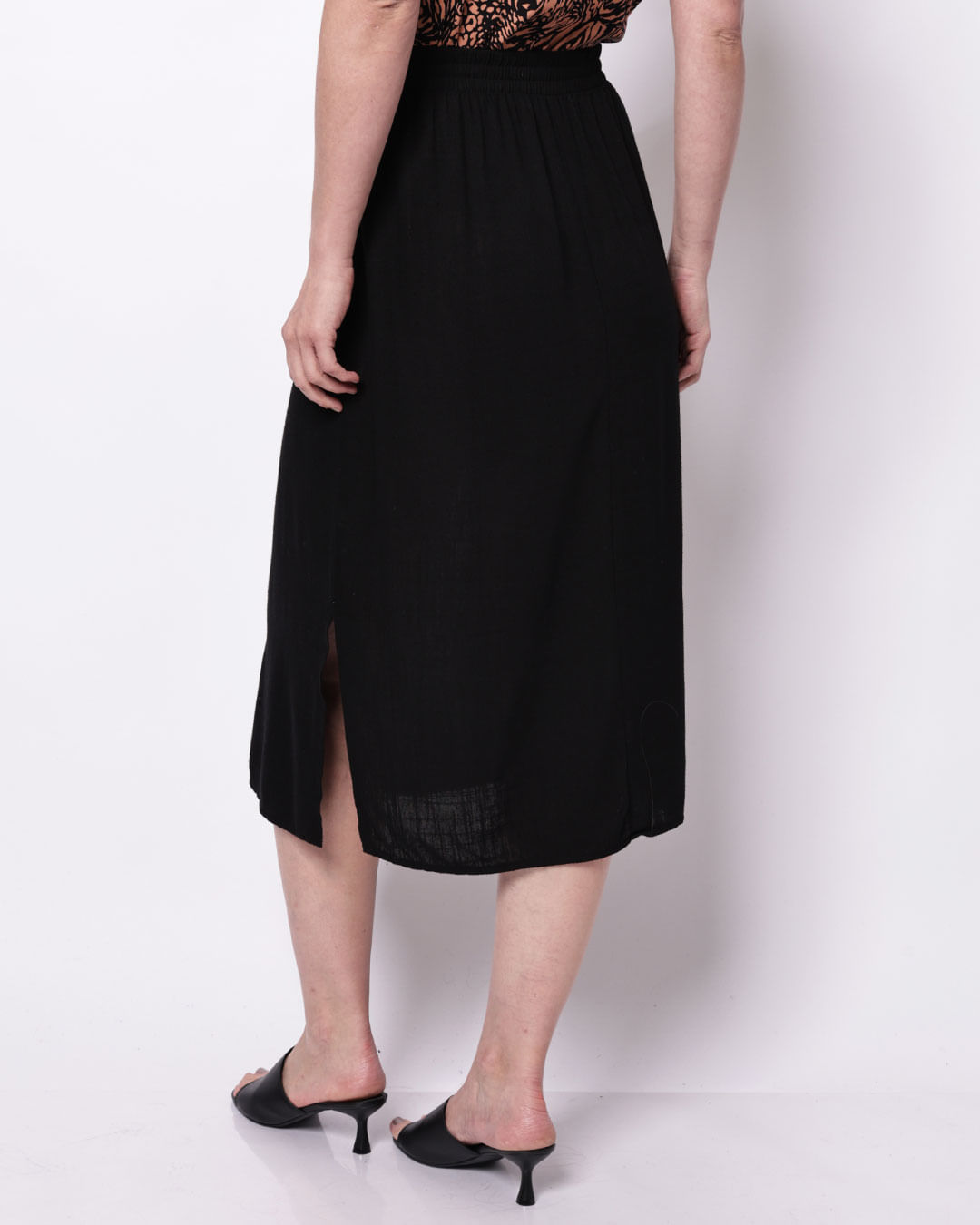 Saia-Midi-Linho-Pto-231545---Preto