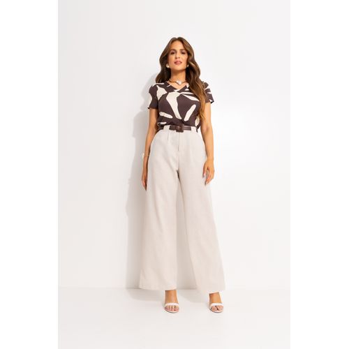 Calça em Linho com Modelagem Confortável Bege
