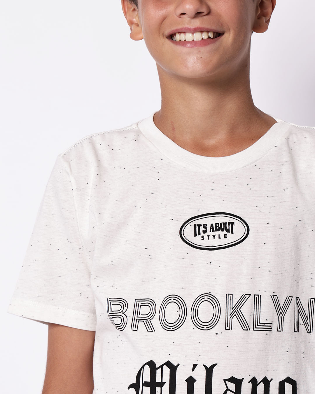 Camiseta-Fk3886-Mc-M-1016-Brooklyn---Off-White