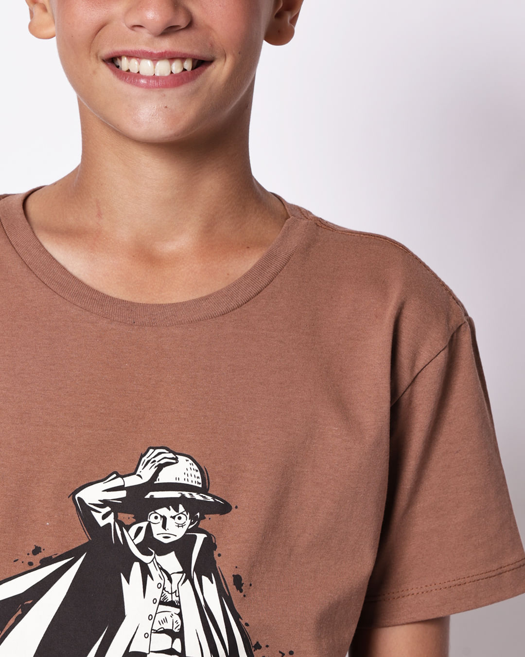 Camiseta-Torjuvo-111-Mc-M-1016-Luffy---Marrom