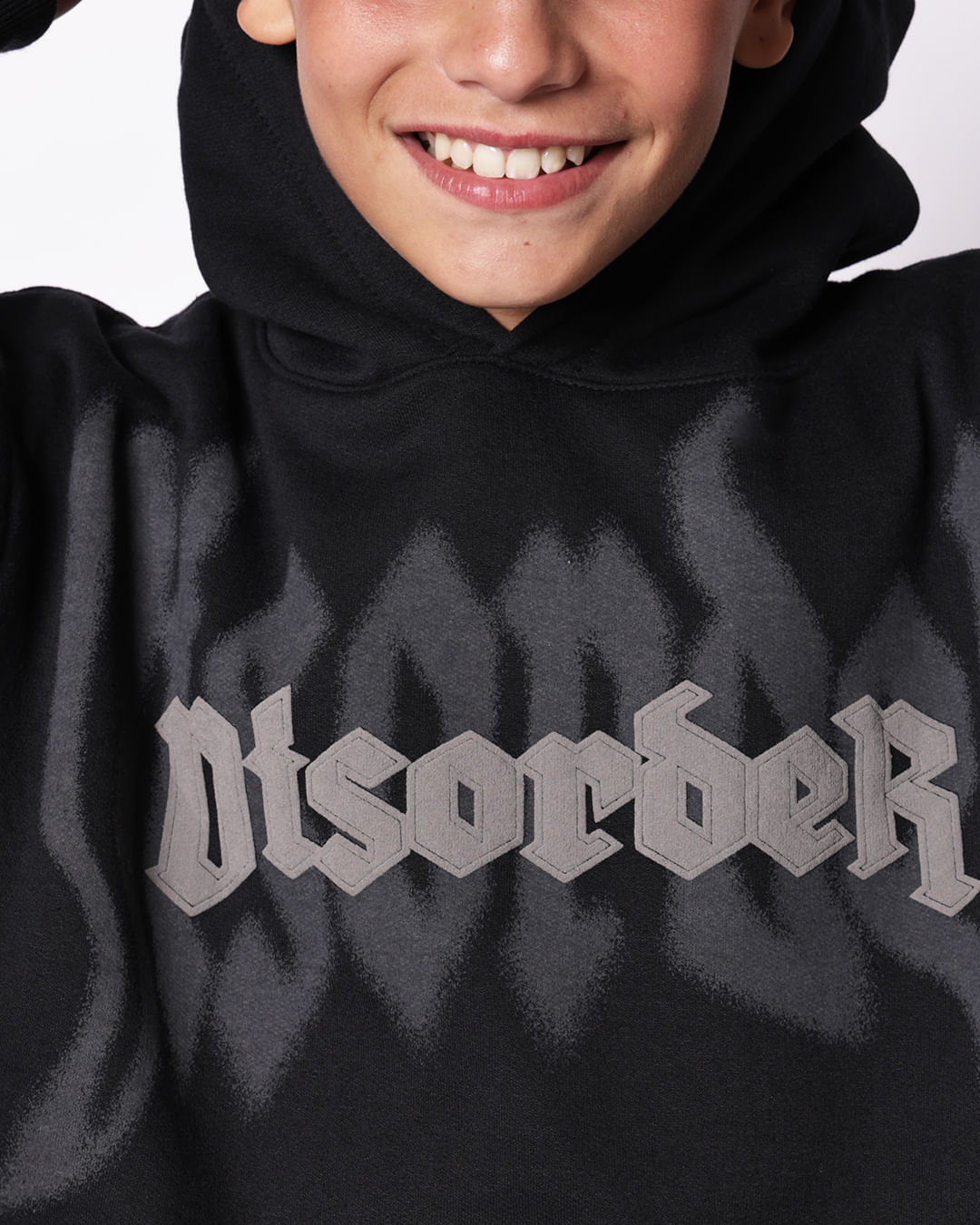 Blusa--E4741-Mol-Cp-M--1016-Disorder-Ur---Preto
