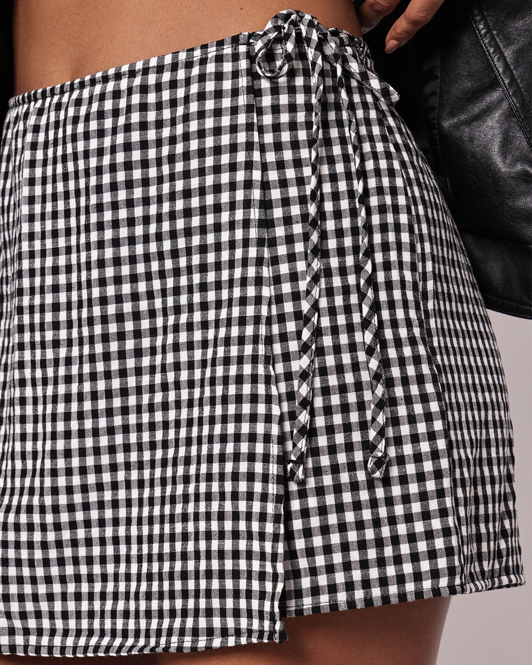 Short-Saia-231648-Xadrez-Pto-Pgg---Preto