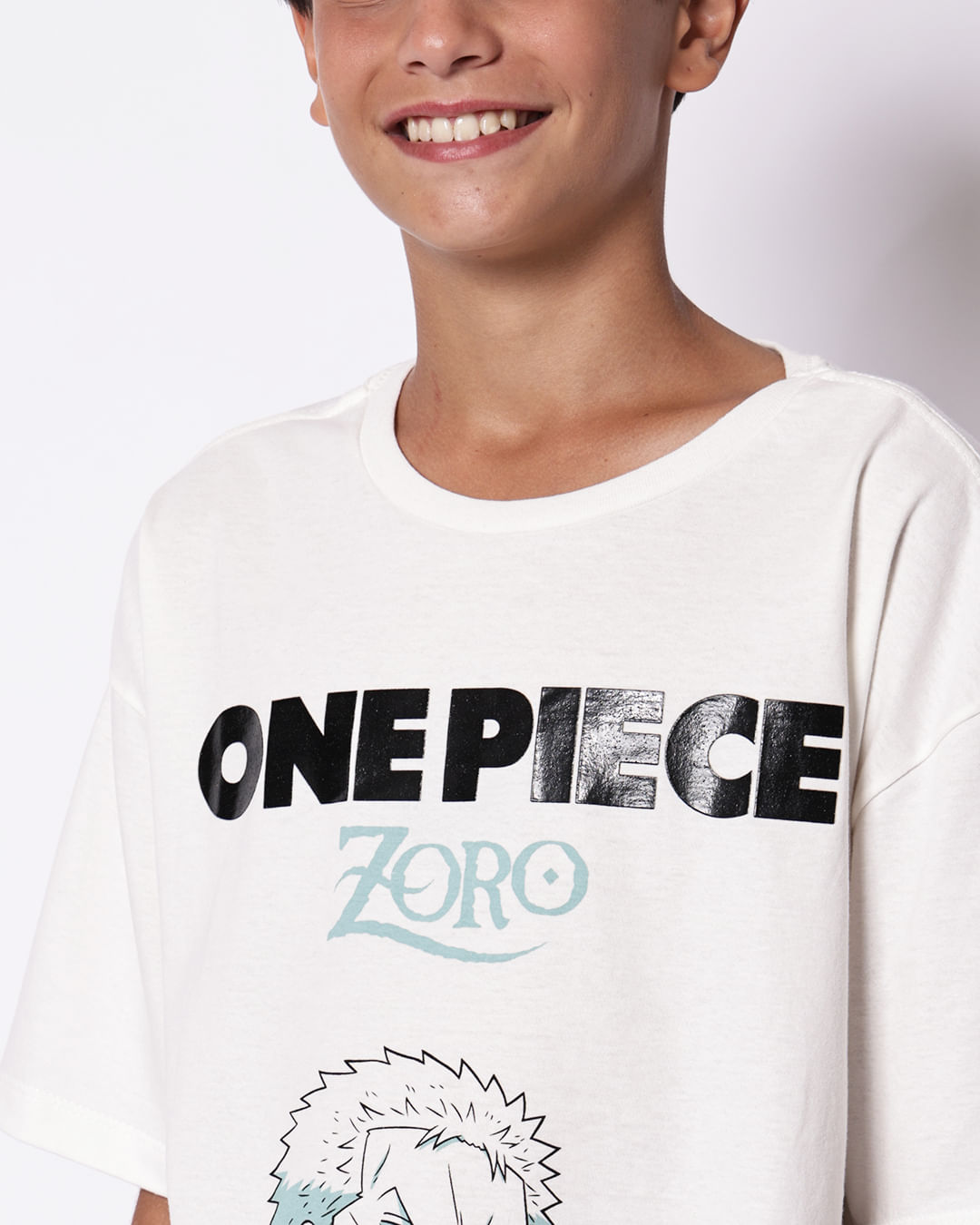 Camiseta--Torjuvo91-Mc-M-1016-Zoro-Ove---Off-White