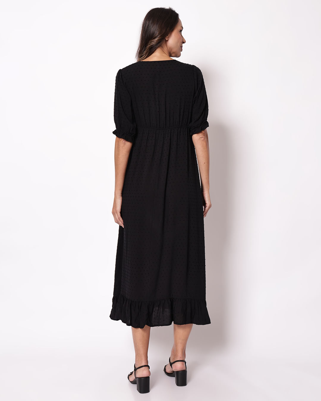 Vestido-730409-Dec-V-Longo-Dots-Pto---Preto
