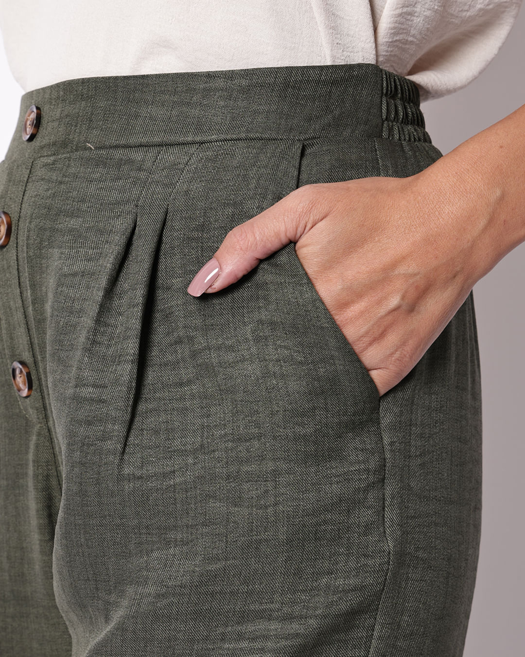 Calca-Twill-Botoes-730307-Vde---Verde