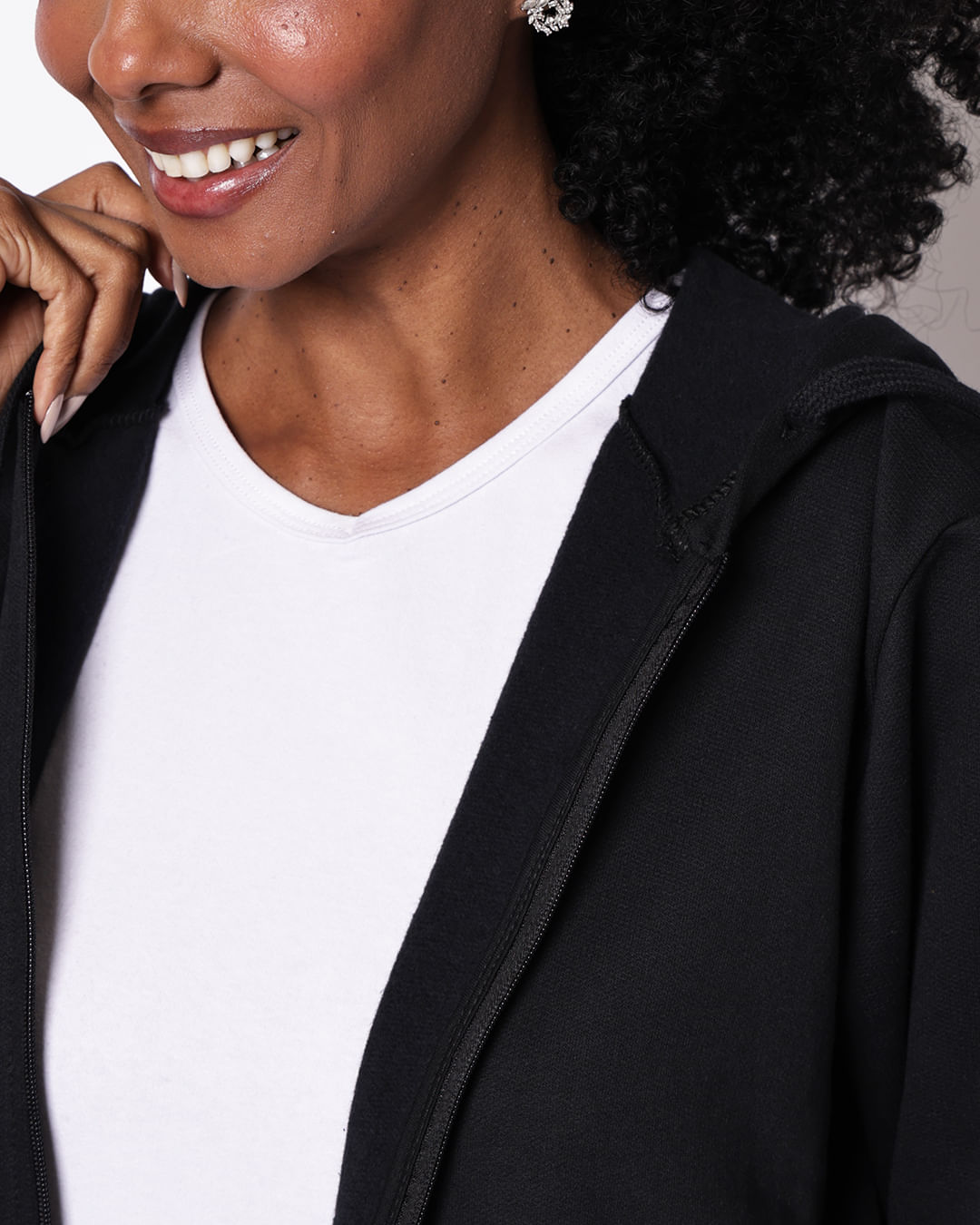 Blusa-De-Moletom-Tra2240-Ab-C-Capuz---Preto