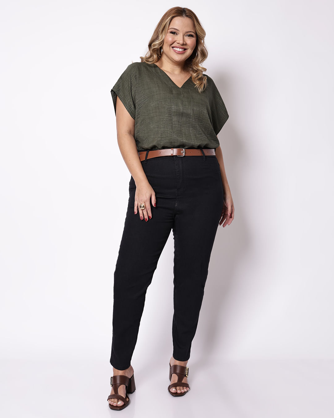 Blusa-730417-Mg-Desl-Decote-V-Mln-Twill---Verde