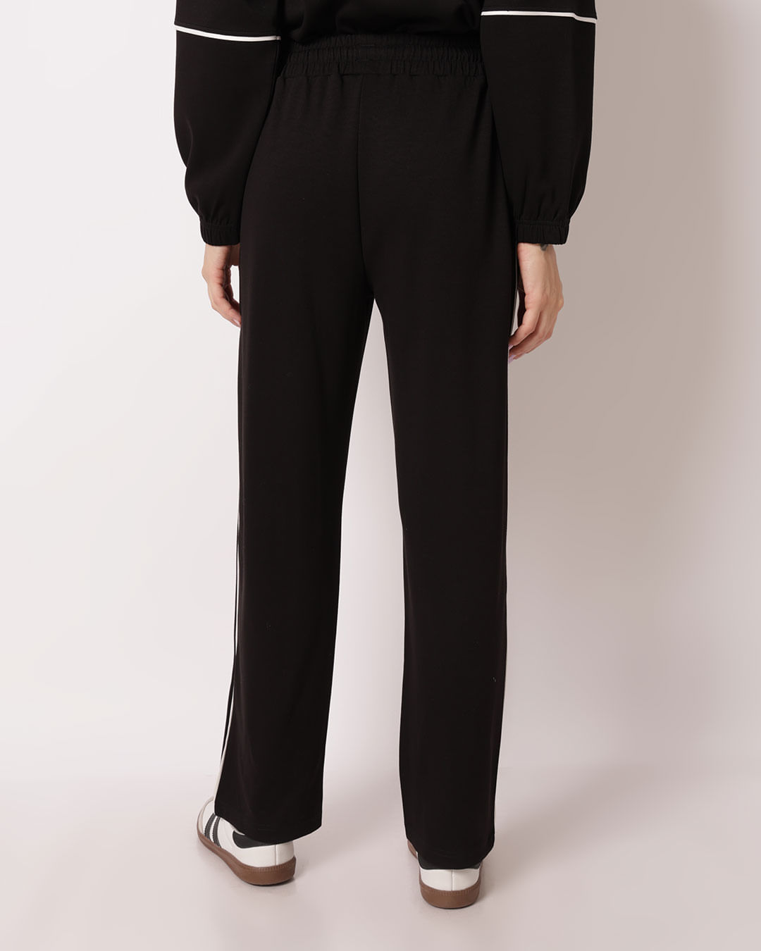 Calca-2000851-Reta-Friso-Lat-Pgg-Modal---Preto