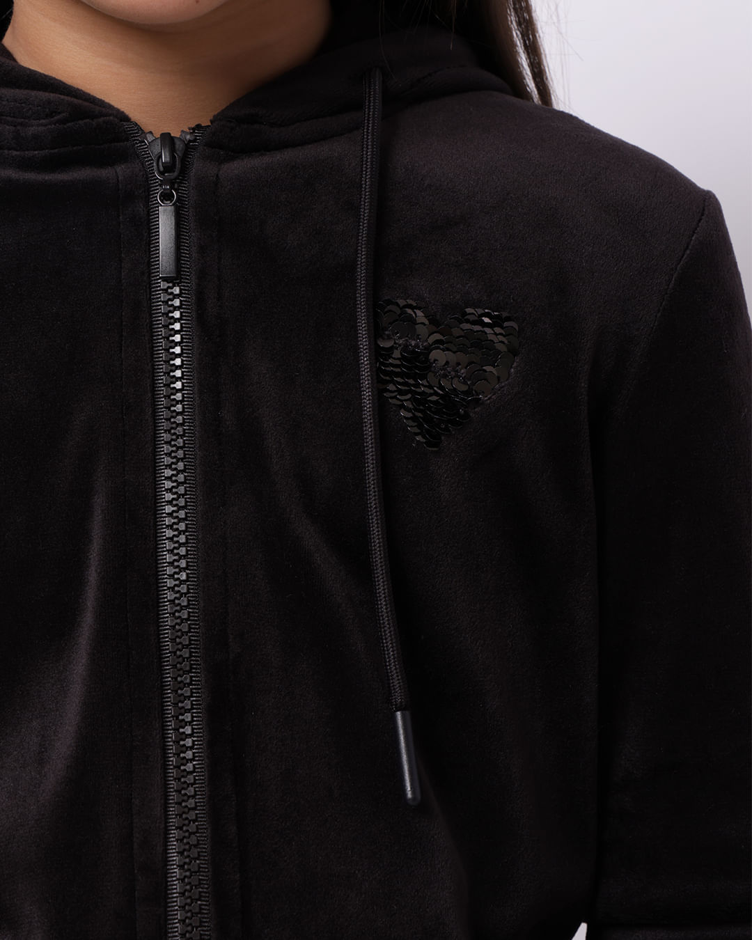 Blusa-Plush-Paete-Bplif-01-Ab-F48-Pto---Preto