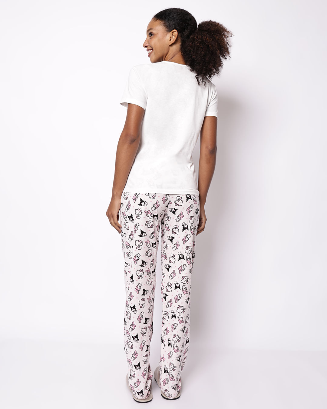 Pij-Mc-Hello-Kitty-Cc-Est-Off-White-4372---Off-White