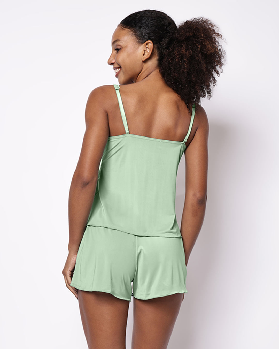 Short-Doll-Micro-E-Renda-556636---Verde