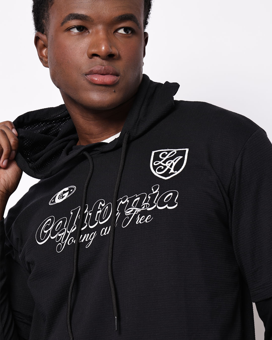 Camiseta-Urba-Ml-C-Capuz--4r314-Pgg---Preto