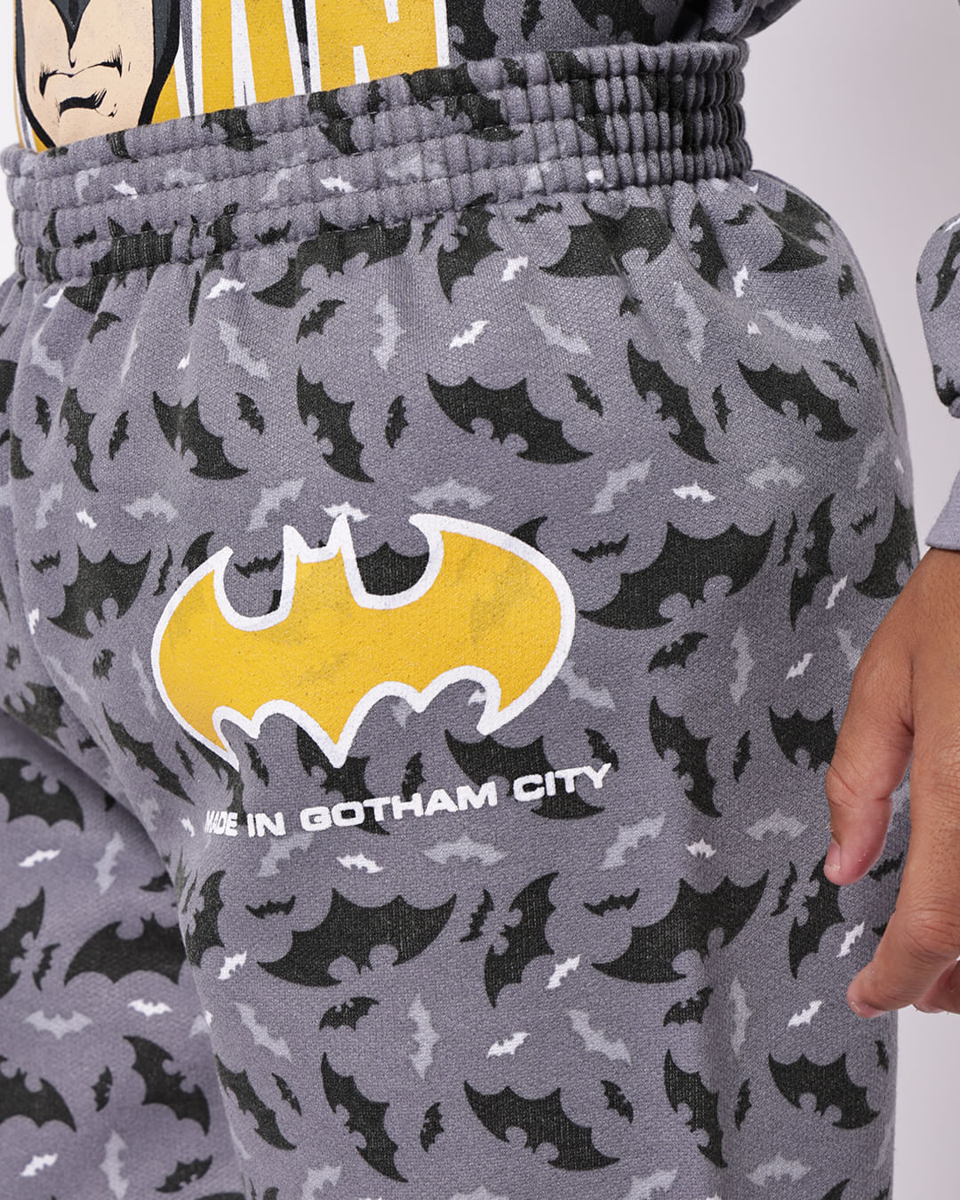 Calca-Mol-Ch44618-M-412-Rot-Batman---Cinza