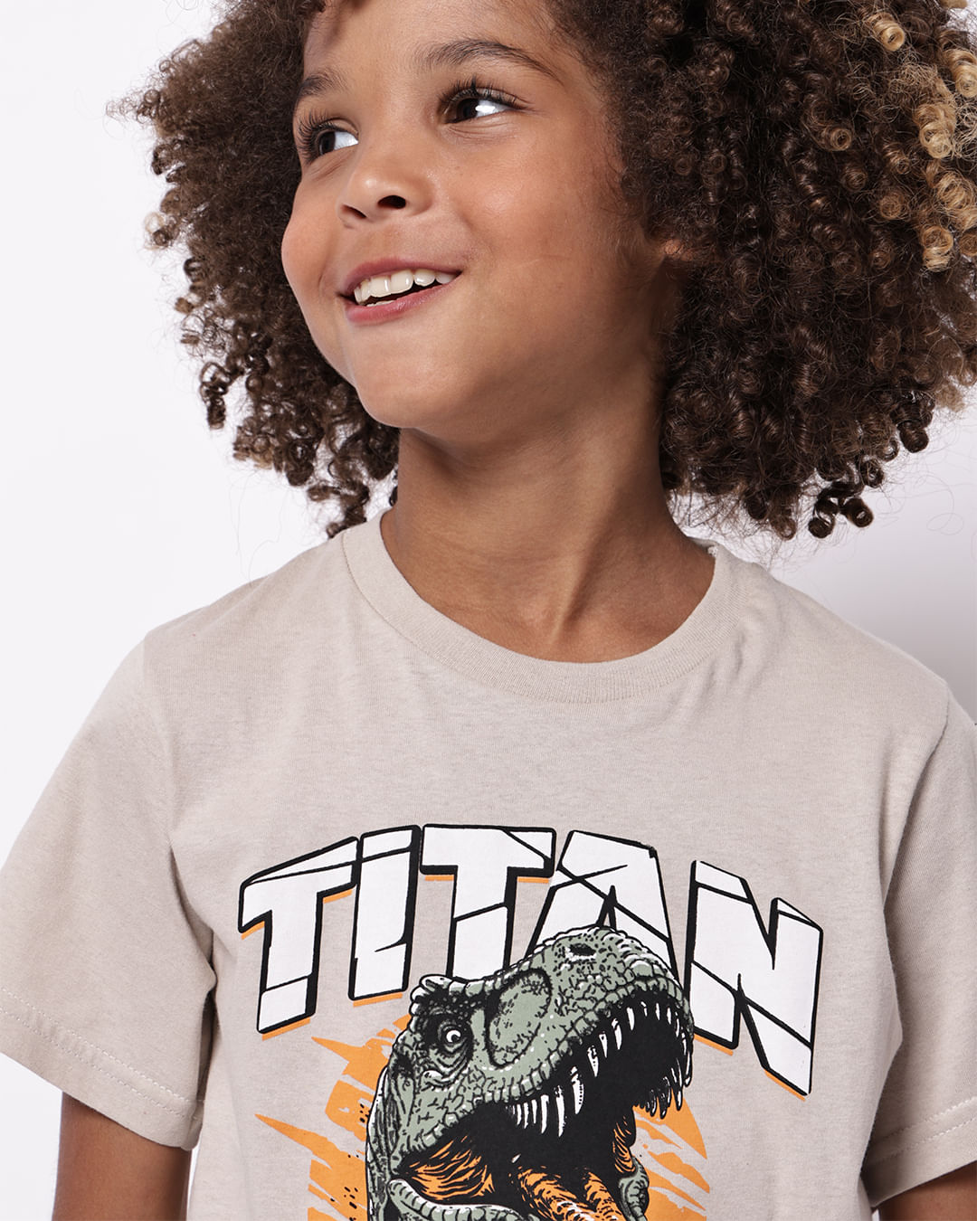 Camiseta-Mc-40147-M-48-Titan-Dino---Bege