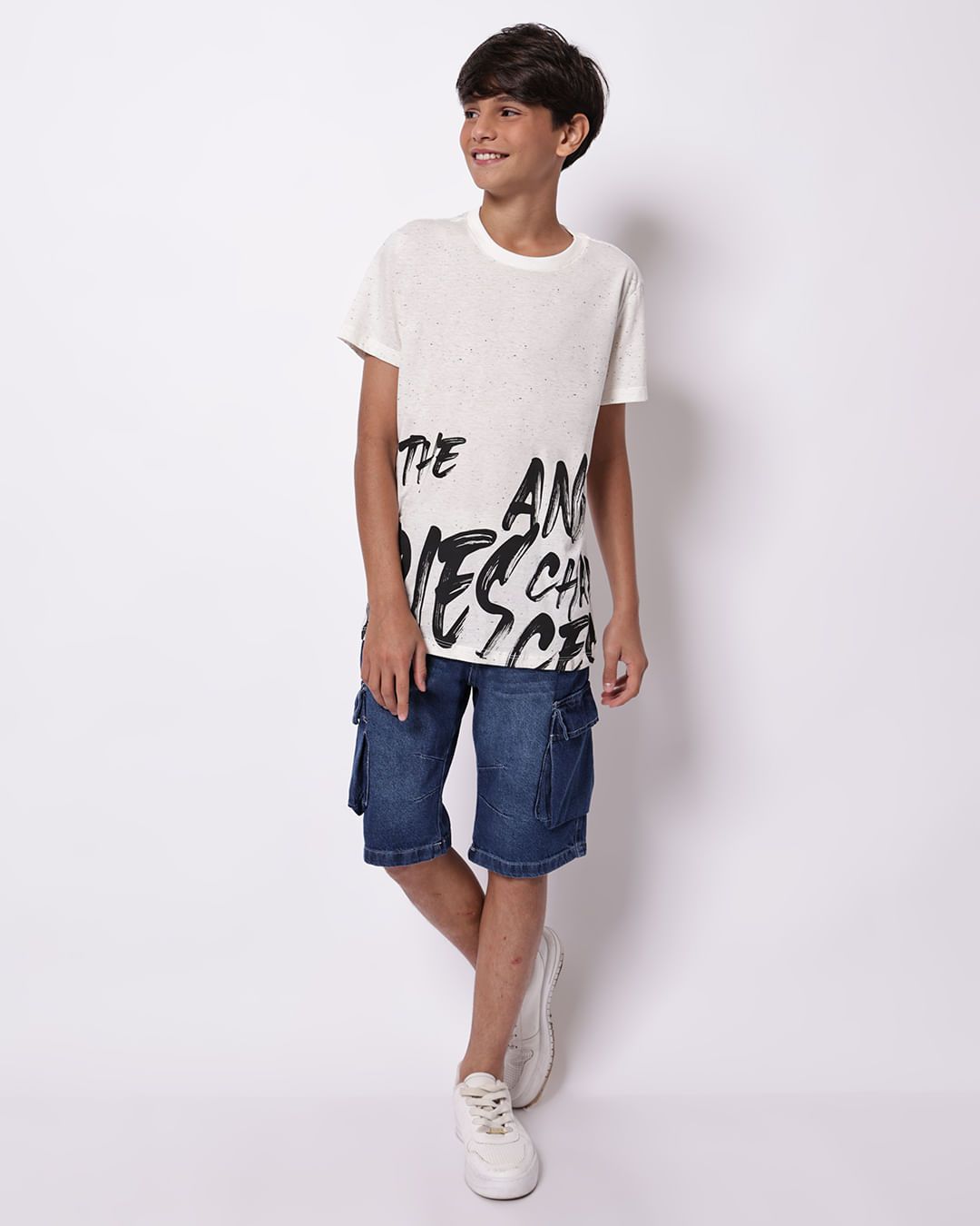 Camiseta-Fk3873-Mc-M-1016-Botone-Grafi---Off-White