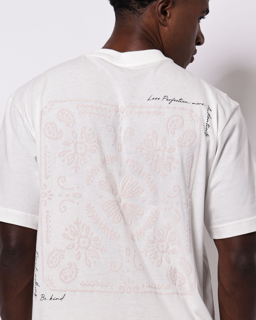 Camiseta-Soft--E4866-Est-Costa--Pgg---Off-White