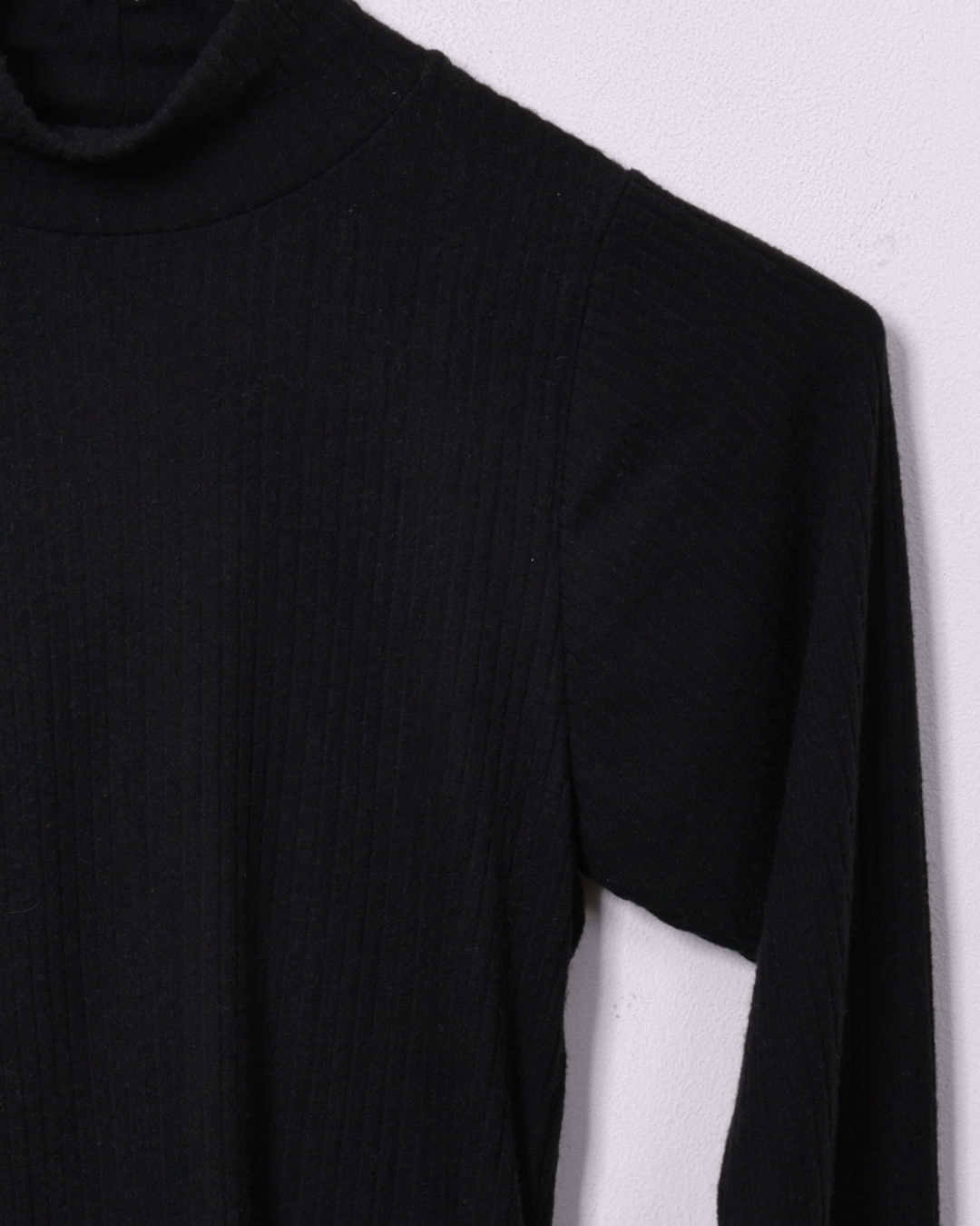 Blusa-Ml-Gola-Alta-Peluc-193004---Preto