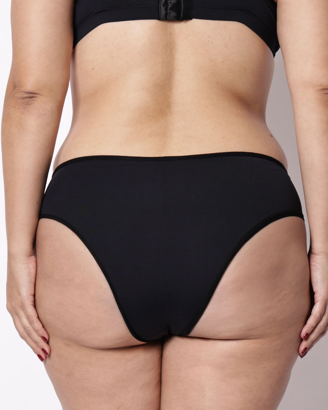 Calc-Tg-Textura-46684---Preto
