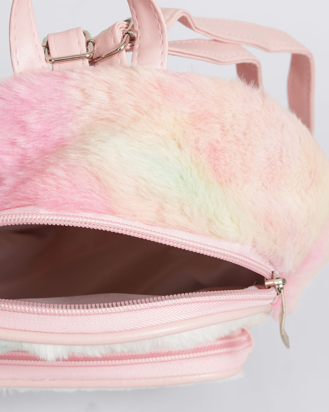 Mochila-Pelucia-Coracao-Ut051292-Infa---Rosa-Claro