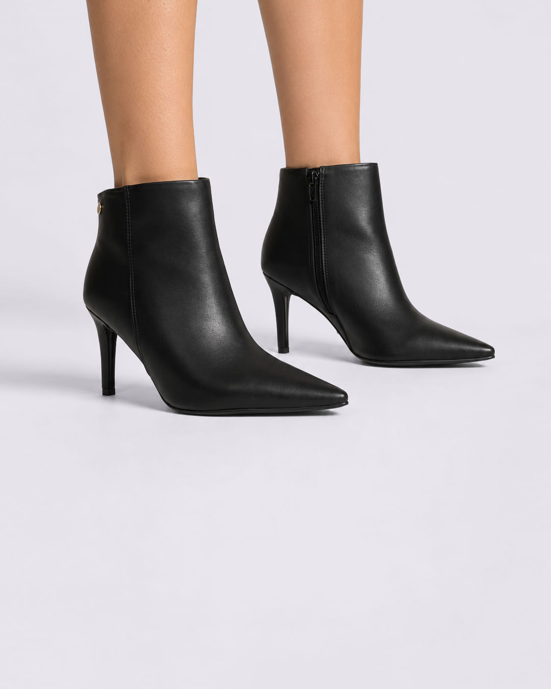 Bota-Fem-Preto-311210020081-15745-344---Preto